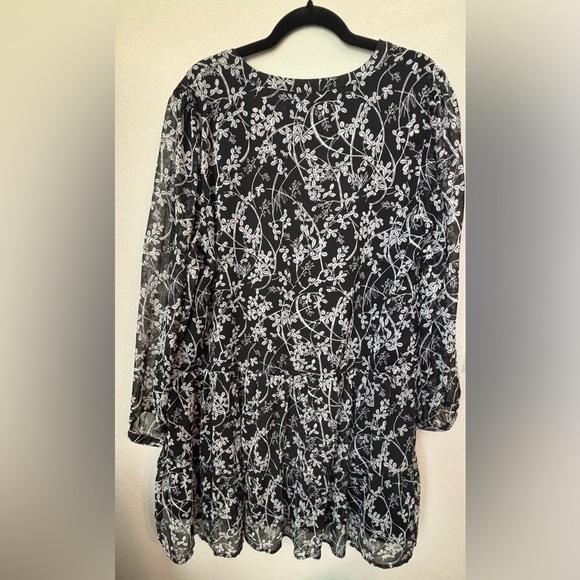 LOFT Black and White Midi Dress with Floral Graphic Design XL - Picture 8 of 8